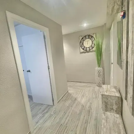 Apartment Lemar Calle Taquigrafo Marti